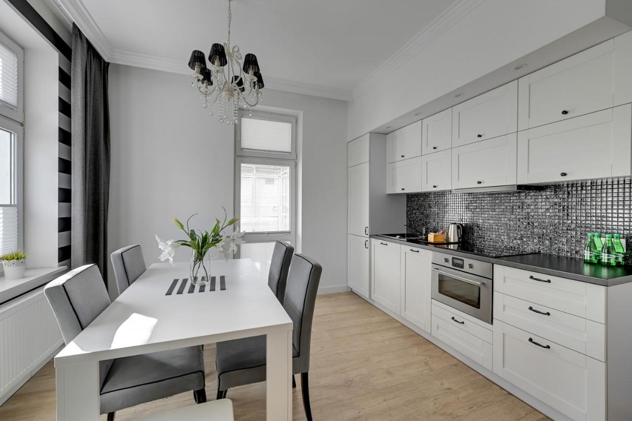 Glamour Przestronny Obok Monte Cassino By Grand Apartment